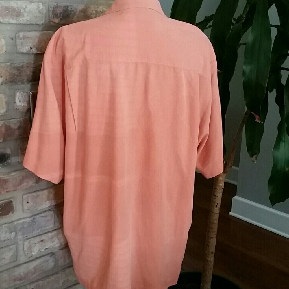 Tommy Bahama Large Coral Silk Button Down Shirt - Picture 4 of 6